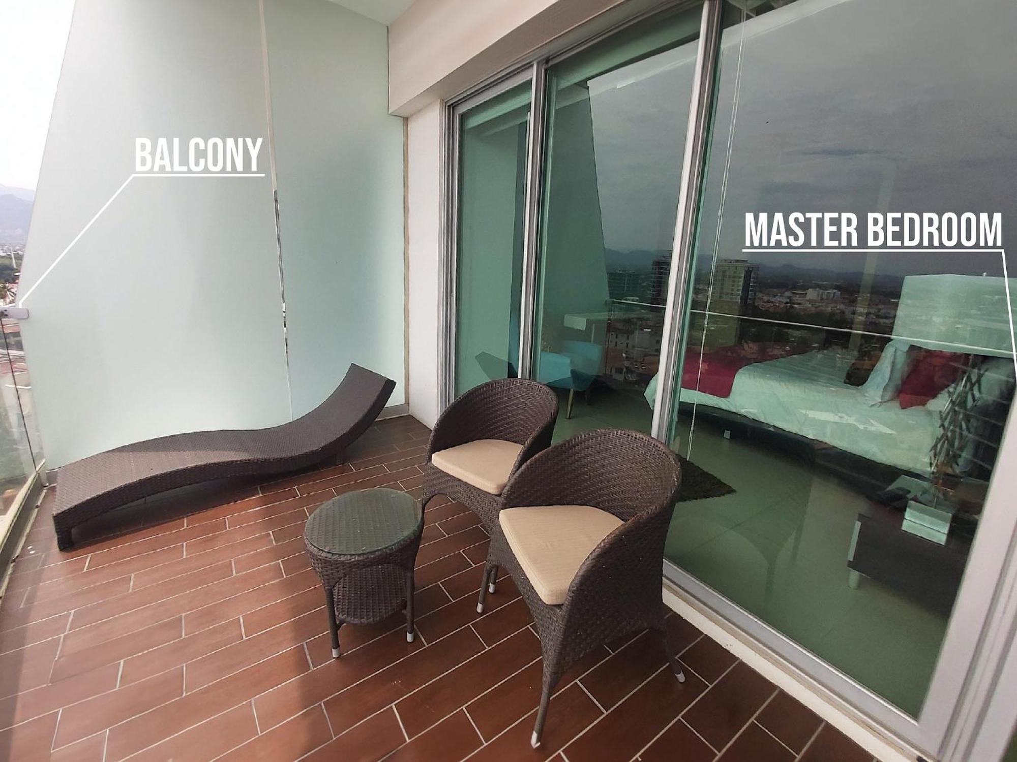 Icon Vallarta Beach Front By Bamboo Skylife Puerto Vallarta Bagian luar foto